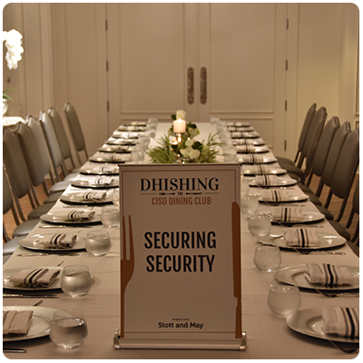 Dhishing Dining Table