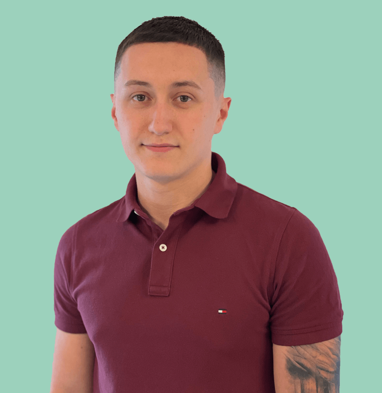 Ollie Baskeyfield green background-1